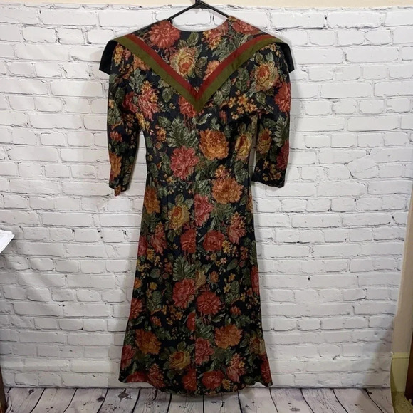 S.L. Fashions Vintage Floral Wrap Dress - Picture 11 of 12